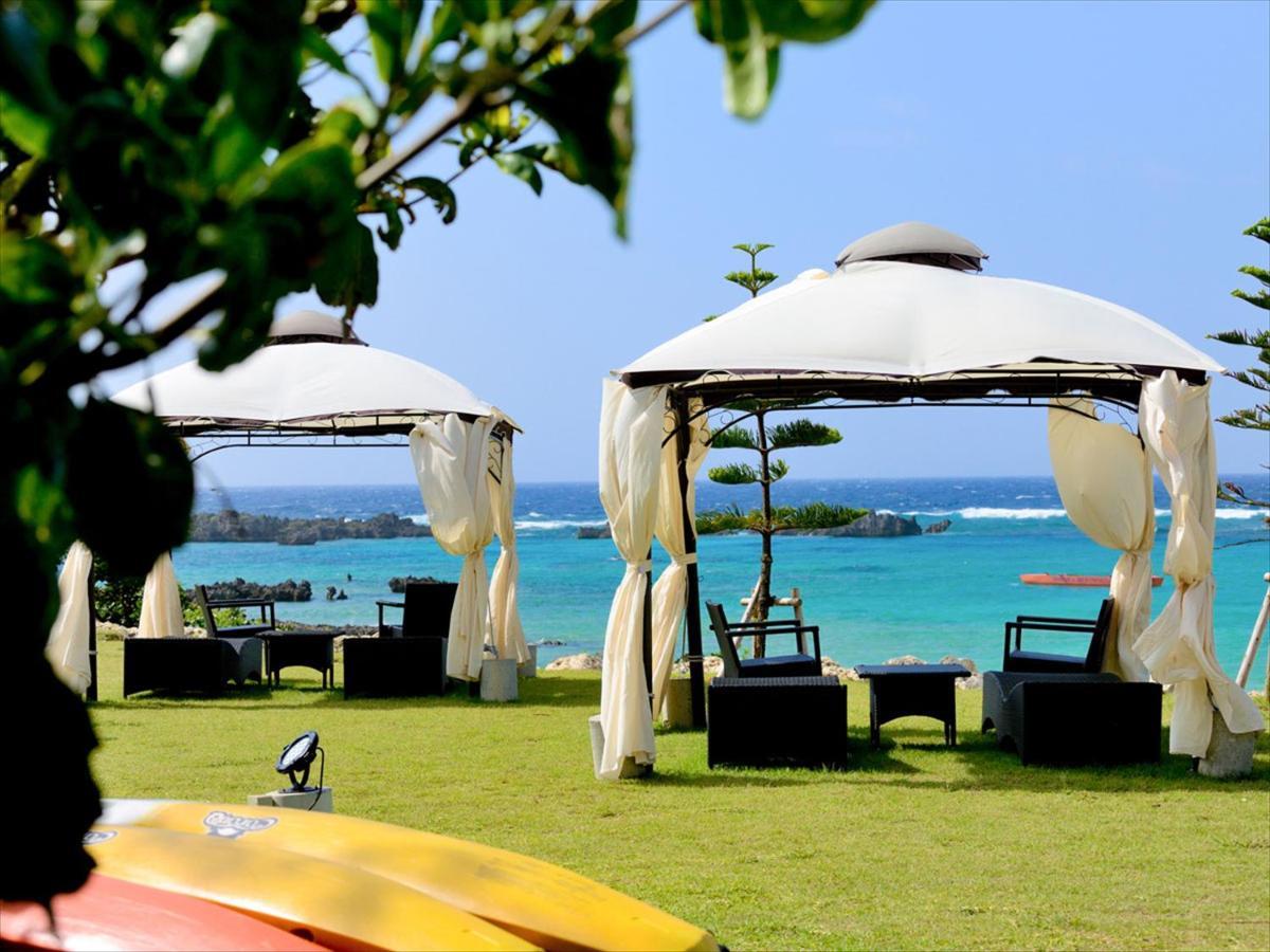 Hotel Seabreeze Coral Miyakojima  Extérieur photo